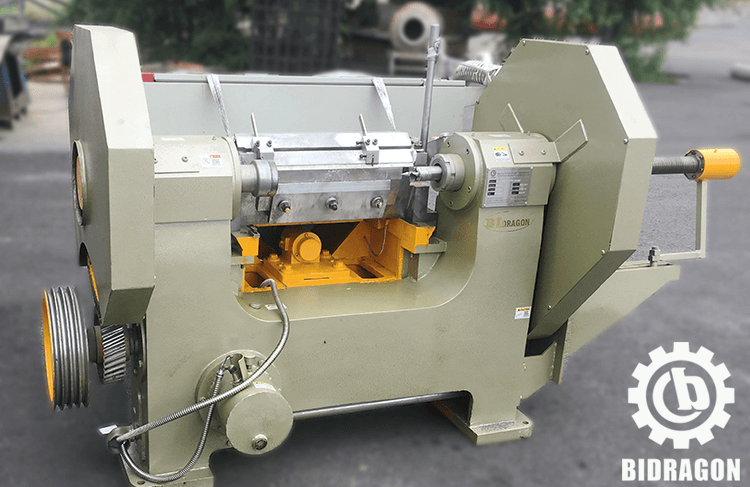 Rotary cutting machine